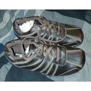 Skechers Lifestyle Brand Oxford Lace Up Synthetic Upper Dark Brown size 4.5